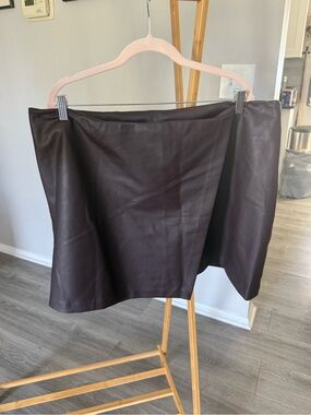 Old Navy Faux Leather Mini Skirt in Dark Plum
